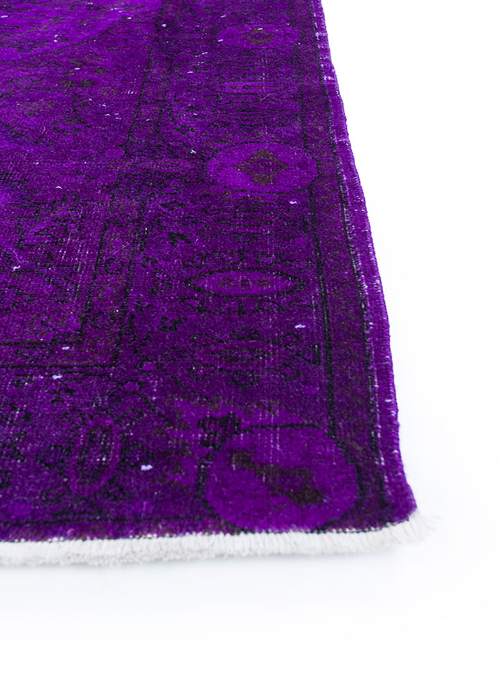 lacuna pink and purple wool hand knotted Rug - Corner