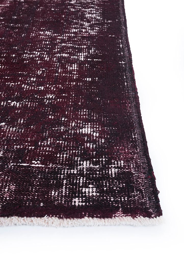 lacuna pink and purple wool hand knotted Rug - Corner