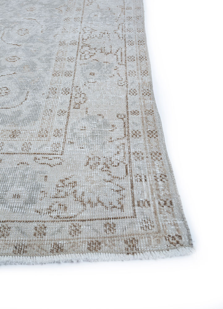 vintage grey and black wool hand knotted Rug - Corner