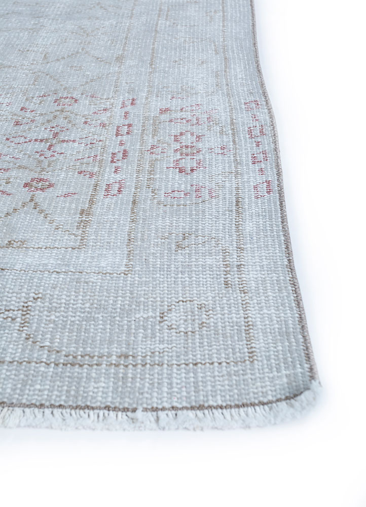 vintage grey and black wool hand knotted Rug - Corner
