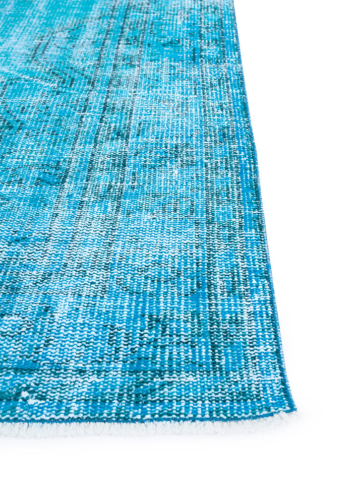 lacuna blue wool hand knotted Rug - Corner