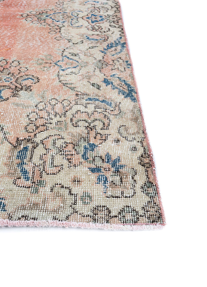 vintage red and orange wool hand knotted Rug - Corner
