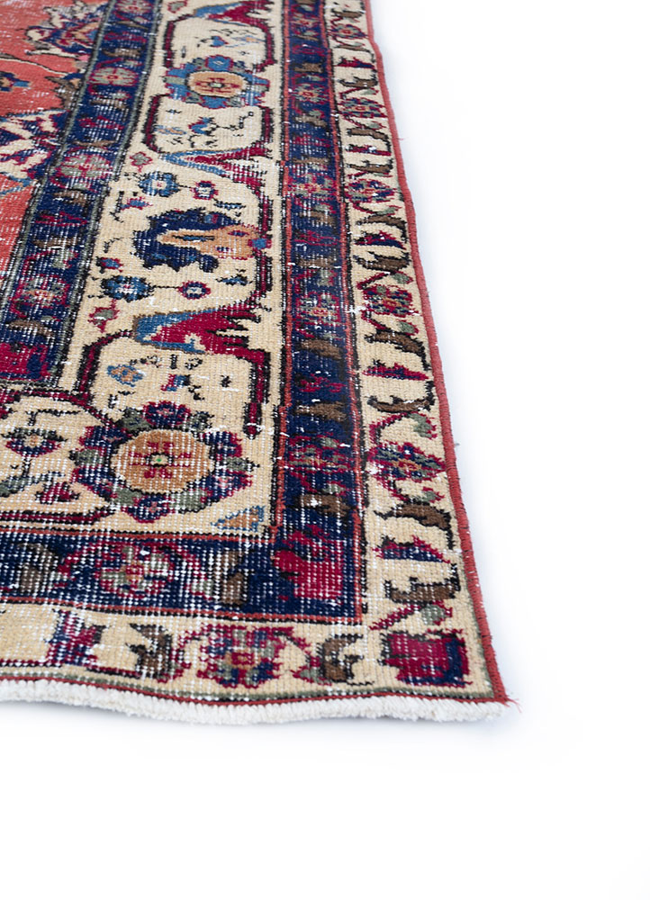 vintage red and orange wool hand knotted Rug - Corner