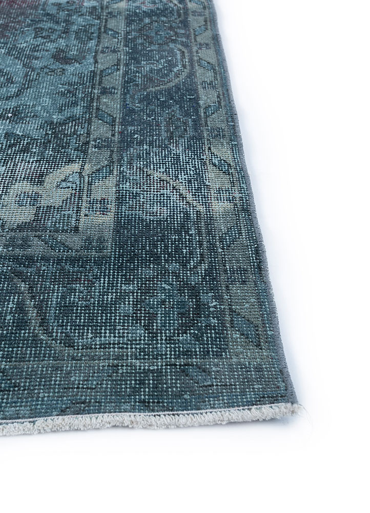 lacuna blue wool hand knotted Rug - Corner