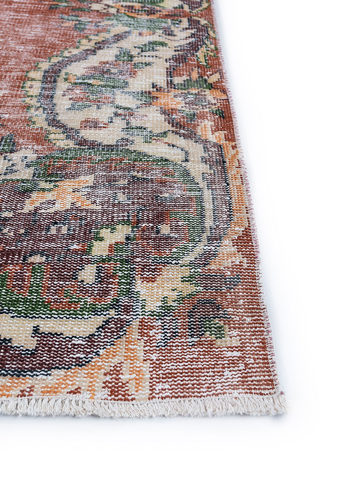 vintage red and orange wool hand knotted Rug - Corner
