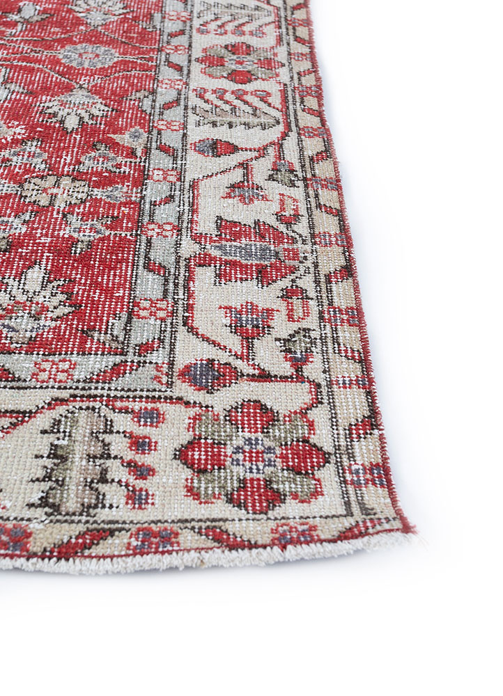 vintage red and orange wool hand knotted Rug - Corner
