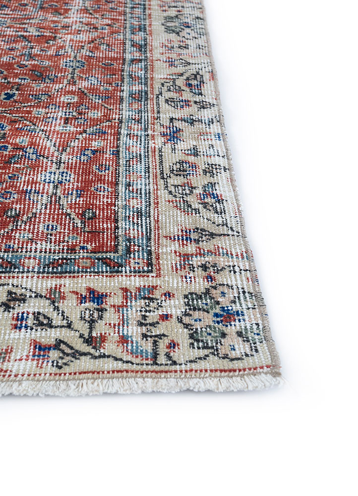 vintage red and orange wool hand knotted Rug - Corner