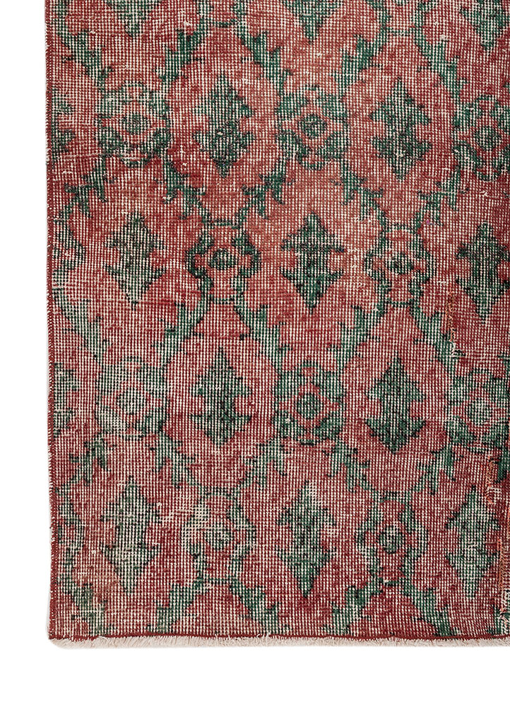 vintage red and orange wool hand knotted Rug - Corner