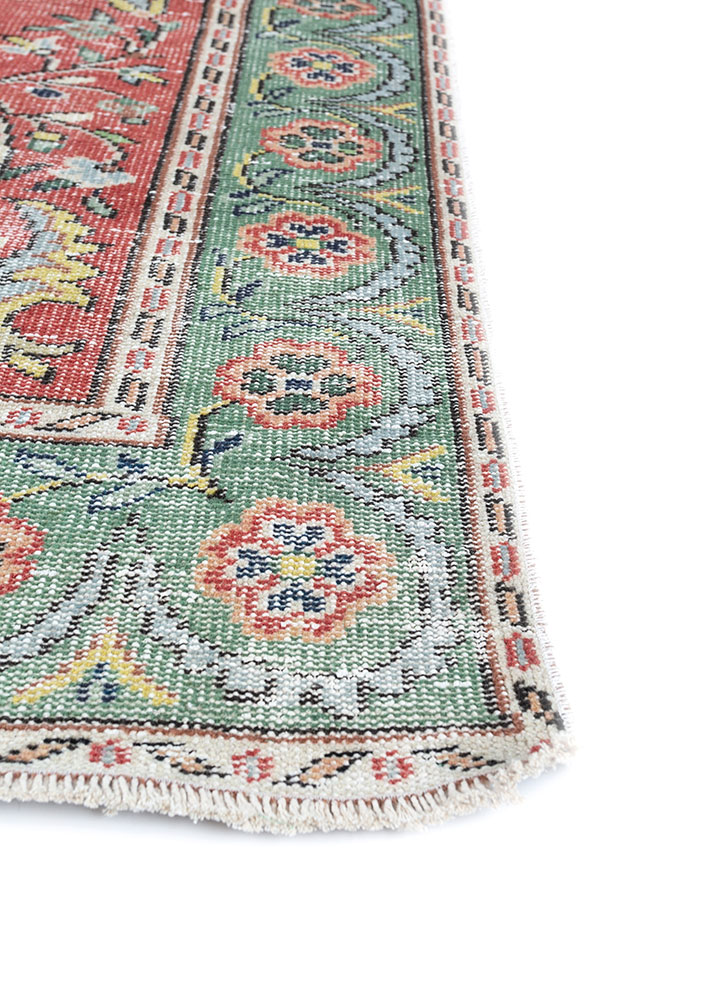 vintage red and orange wool hand knotted Rug - Corner