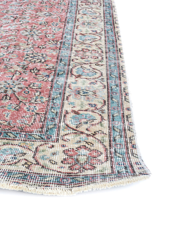vintage red and orange wool hand knotted Rug - Corner