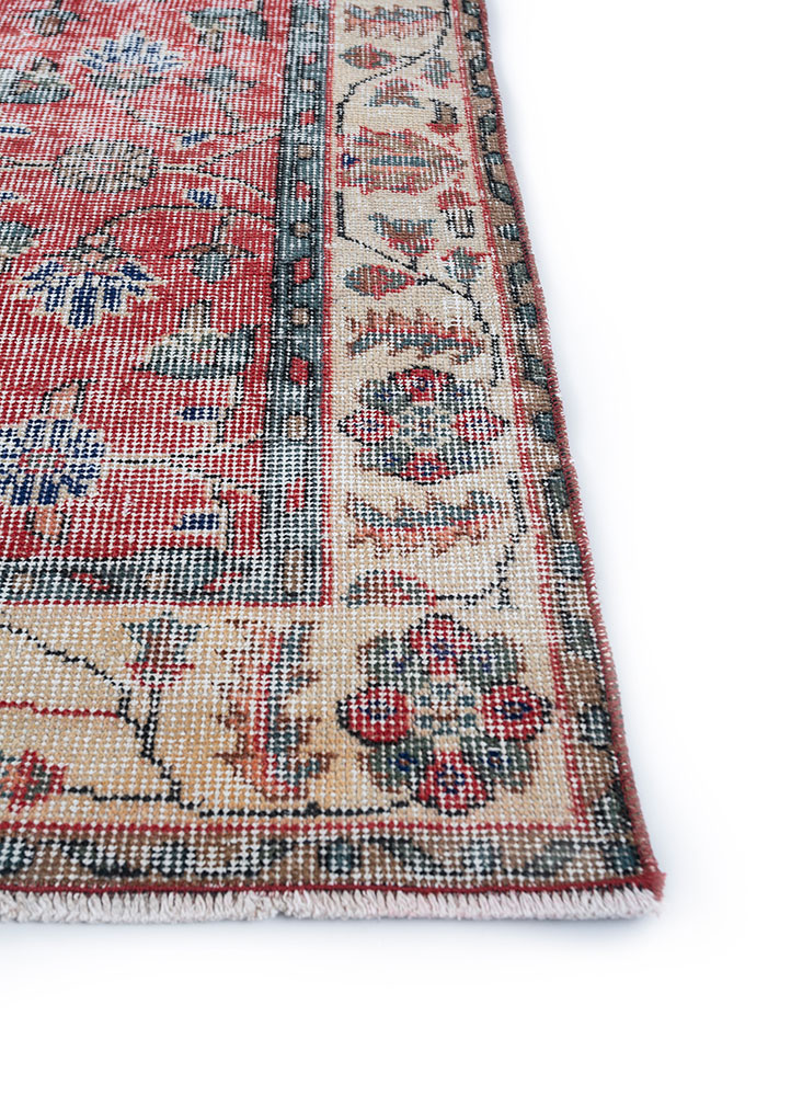 vintage red and orange wool hand knotted Rug - Corner