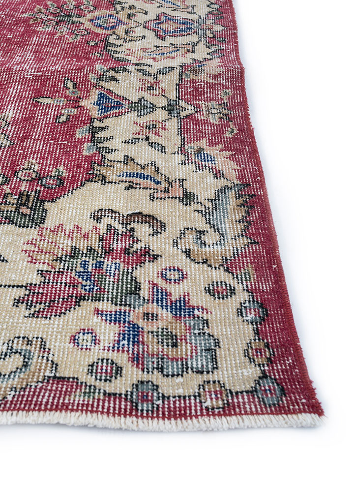 vintage red and orange wool hand knotted Rug - Corner