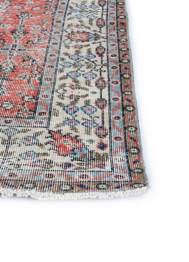 vintage red and orange wool hand knotted Rug - Corner