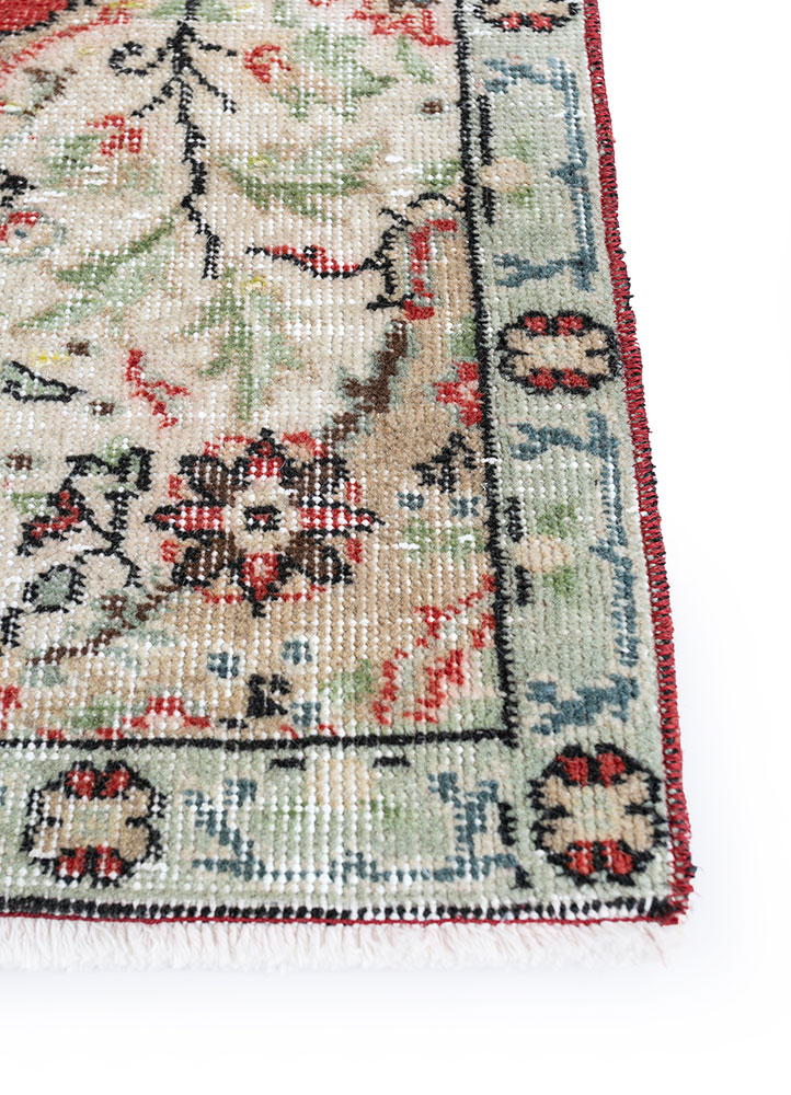 vintage red and orange wool hand knotted Rug - Corner