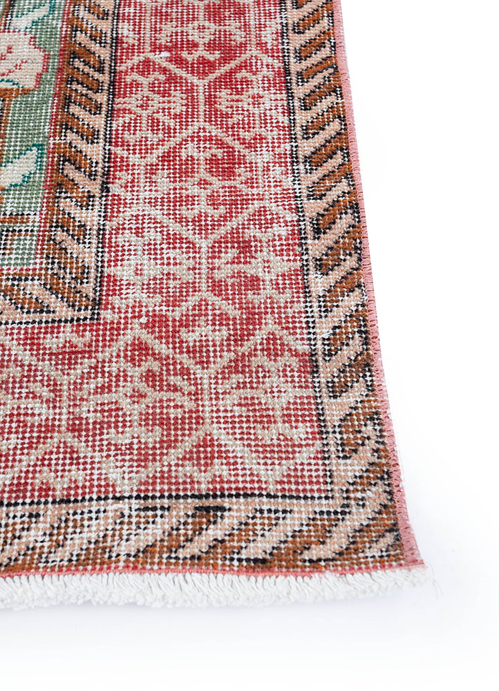 vintage blue wool hand knotted Rug - Corner