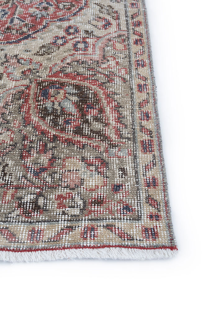 vintage red and orange wool hand knotted Rug - Corner