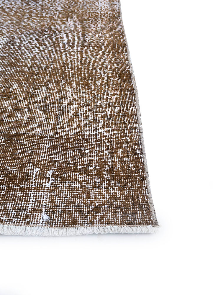 lacuna beige and brown wool hand knotted Rug - Corner