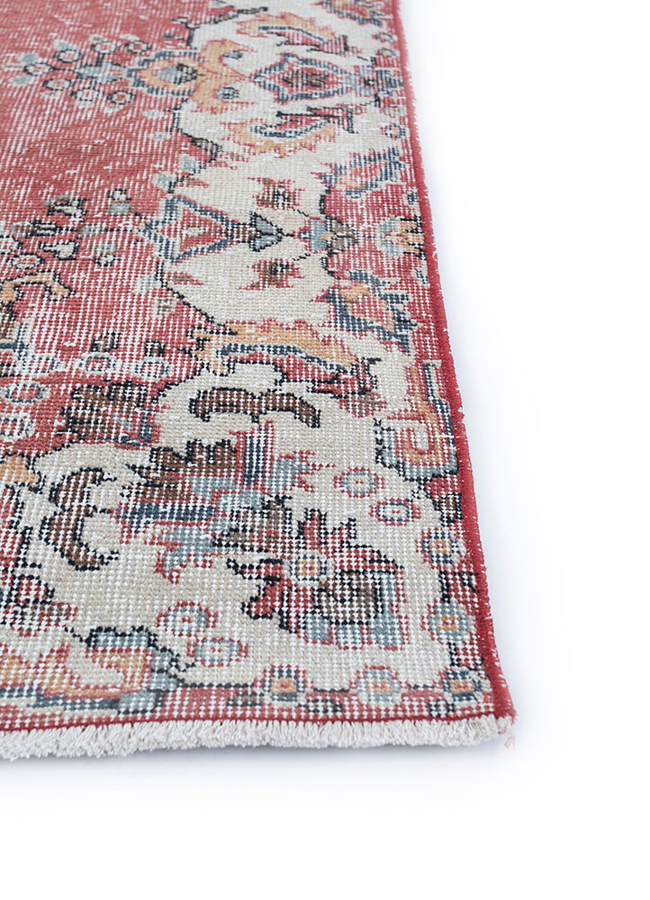 vintage red and orange wool hand knotted Rug - Corner