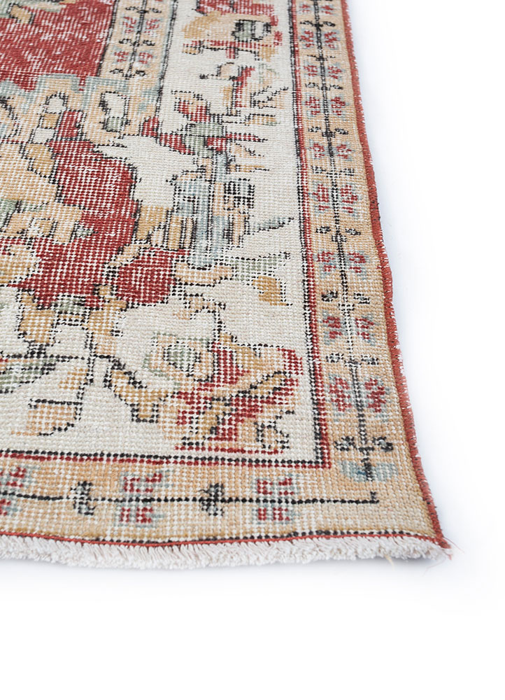 vintage red and orange wool hand knotted Rug - Corner