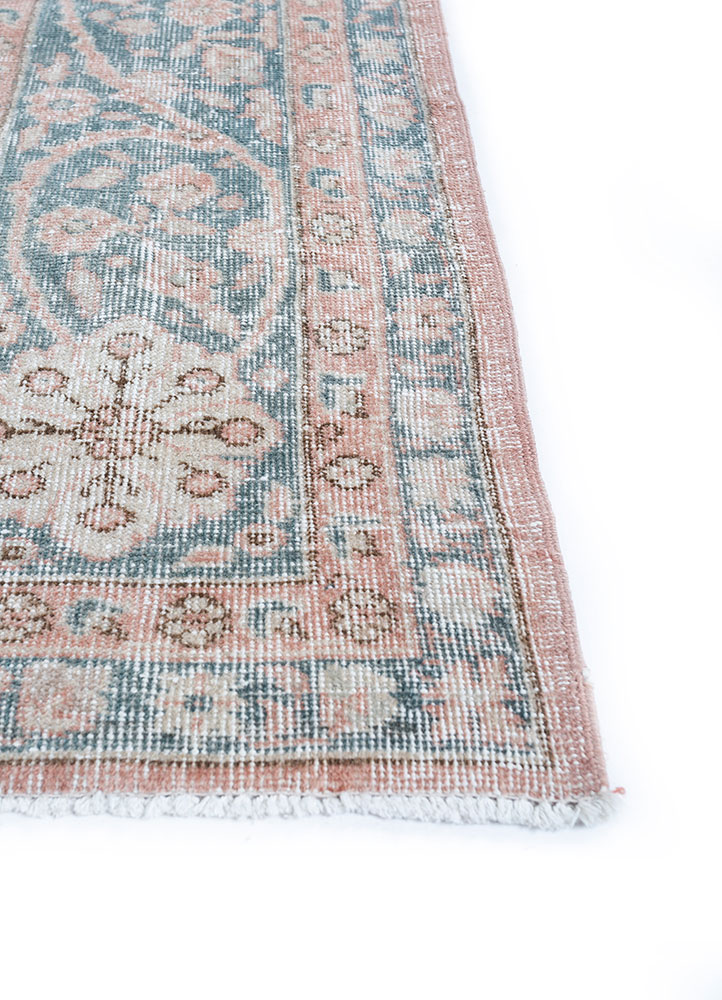 vintage red and orange wool hand knotted Rug - Corner