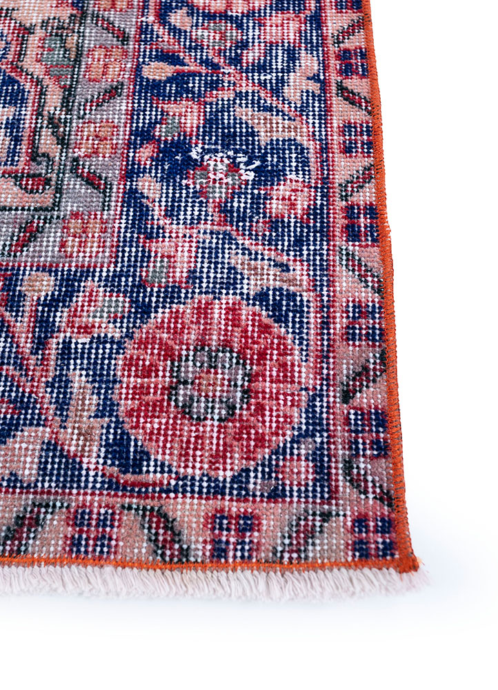 vintage red and orange wool hand knotted Rug - Corner