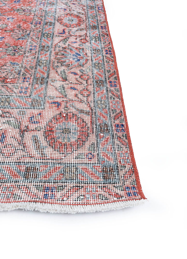 vintage red and orange wool hand knotted Rug - Corner