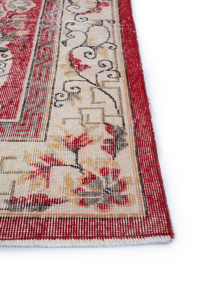 vintage red and orange wool hand knotted Rug - Corner