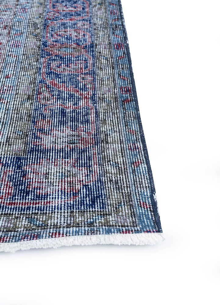 lacuna grey and black wool hand knotted Rug - Corner