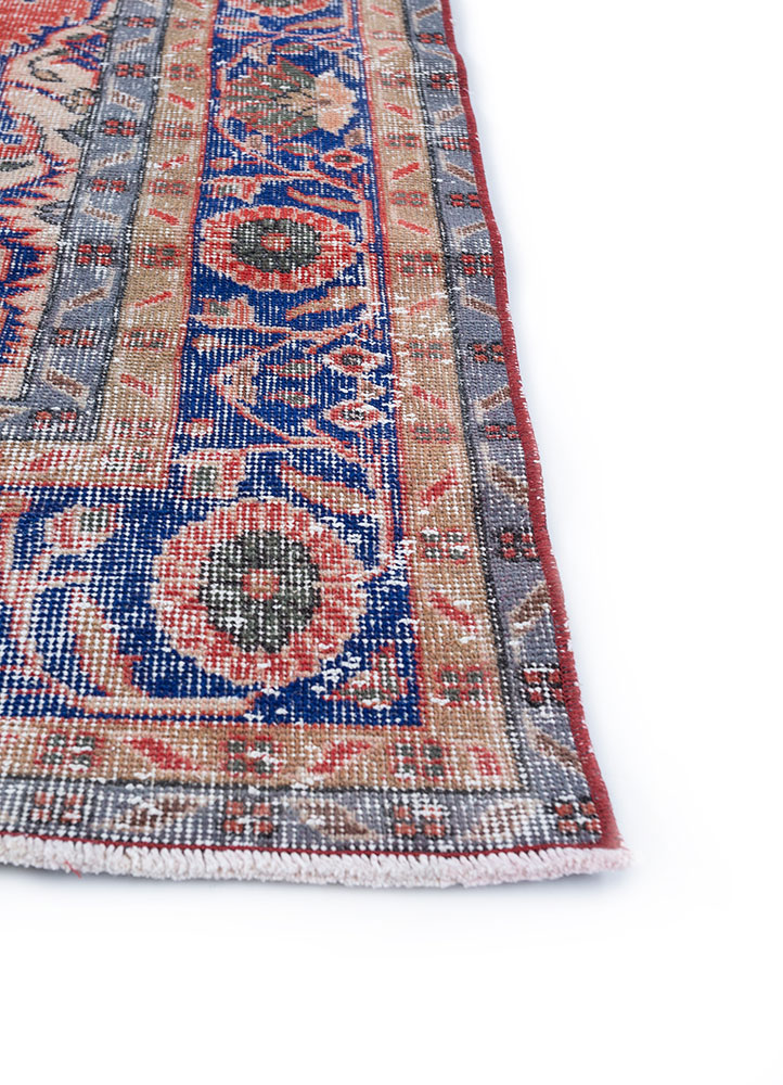 vintage red and orange wool hand knotted Rug - Corner