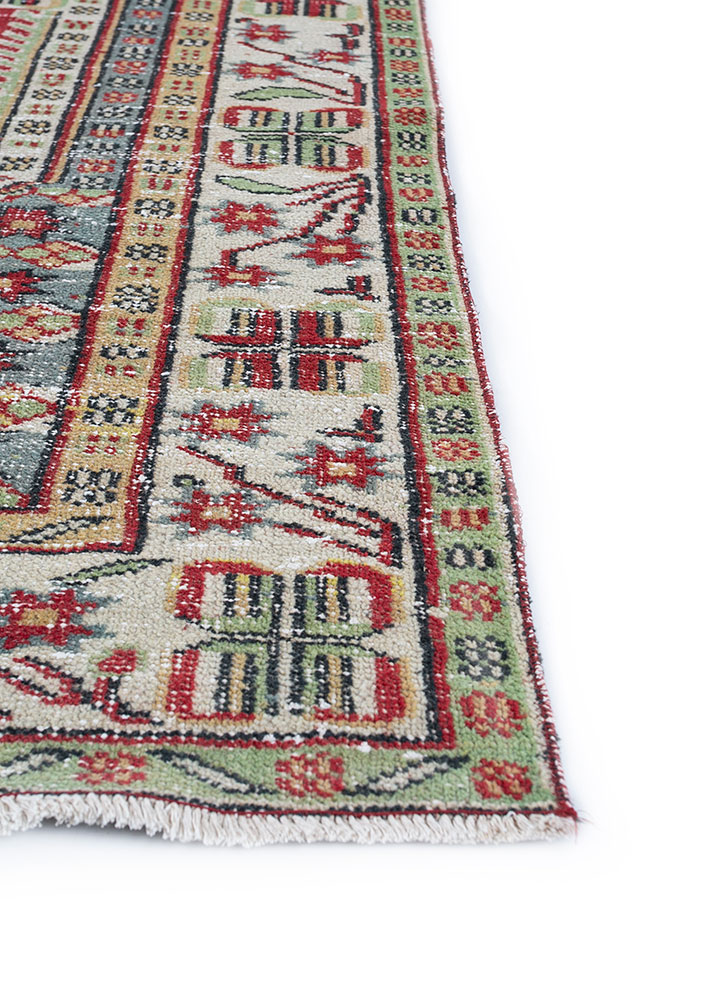 vintage red and orange wool hand knotted Rug - Corner