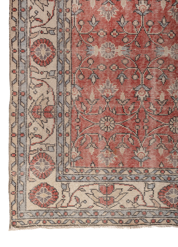 vintage red and orange wool hand knotted Rug - Corner