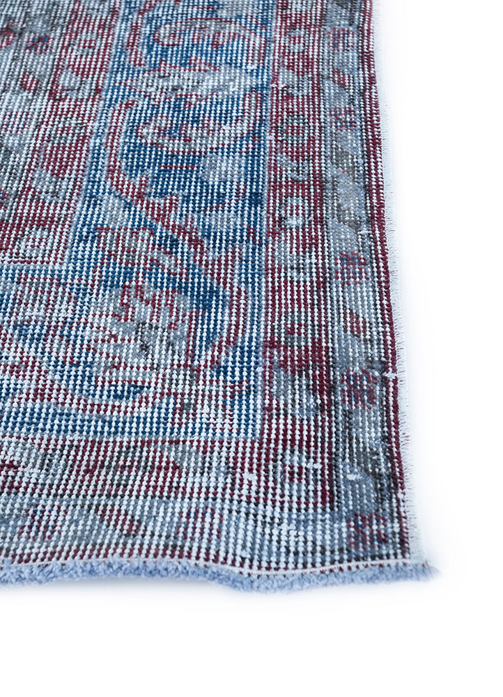 lacuna blue wool hand knotted Rug - Corner