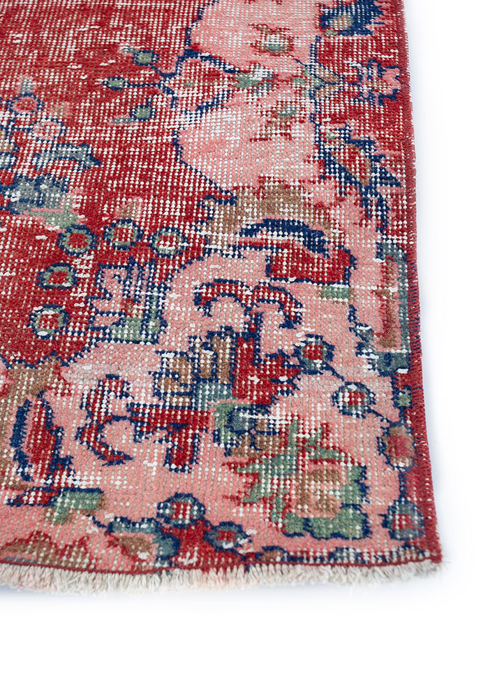 vintage red and orange wool hand knotted Rug - Corner