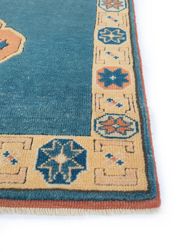 nuray blue wool hand knotted Rug - Corner