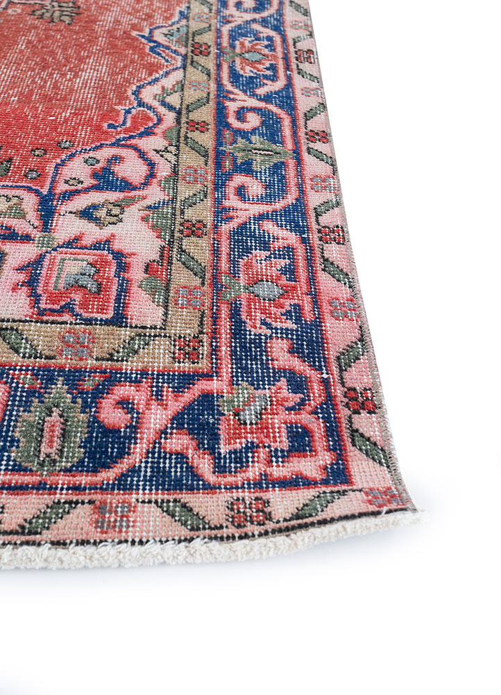 vintage red and orange wool hand knotted Rug - Corner