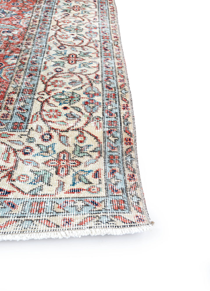 vintage red and orange wool hand knotted Rug - Corner