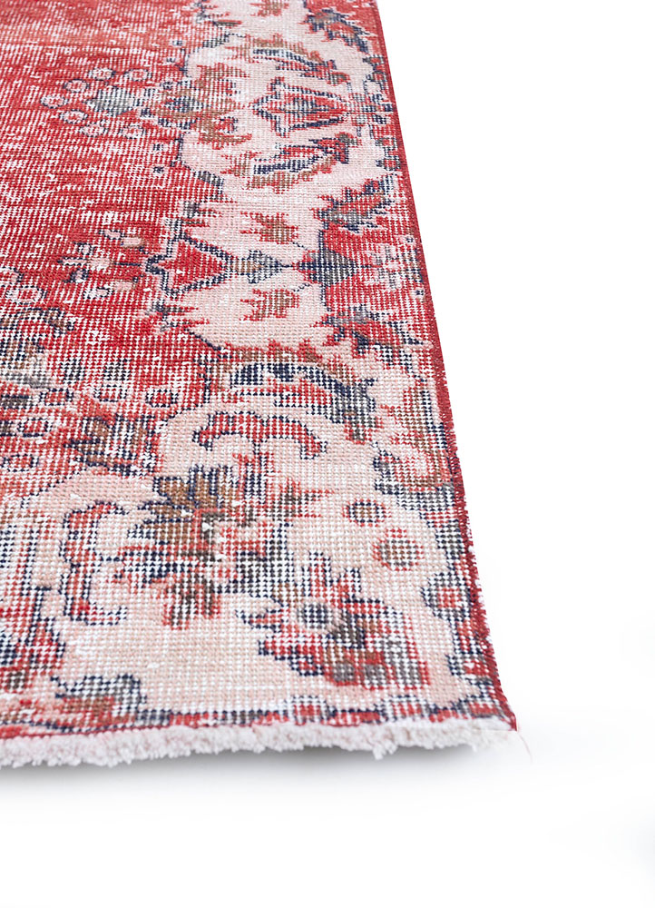 vintage red and orange wool hand knotted Rug - Corner
