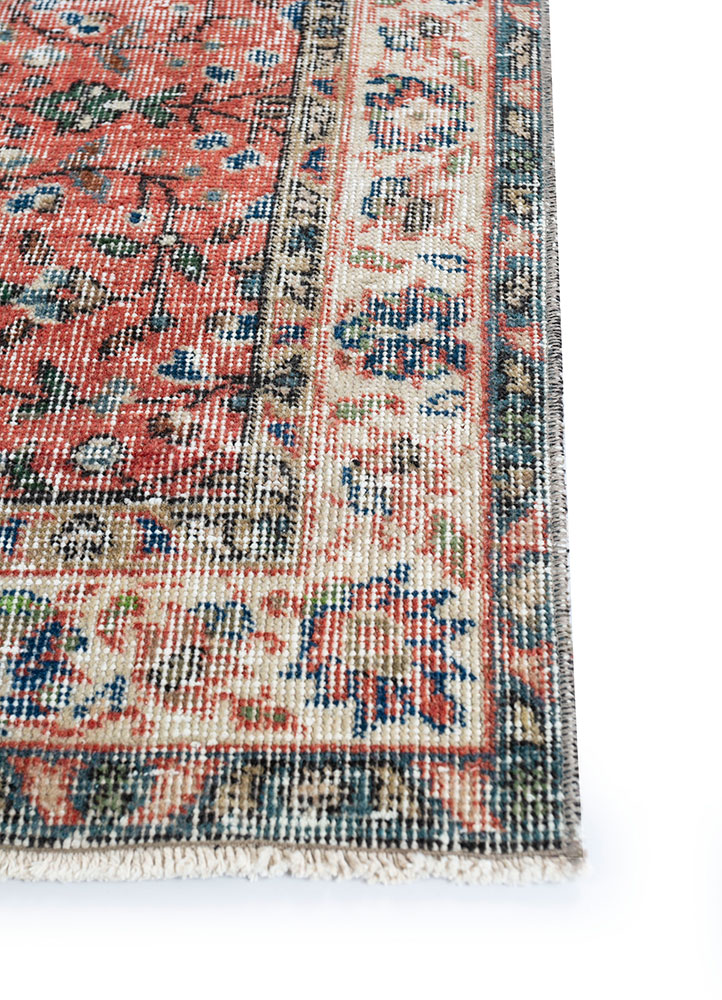 vintage red and orange wool hand knotted Rug - Corner
