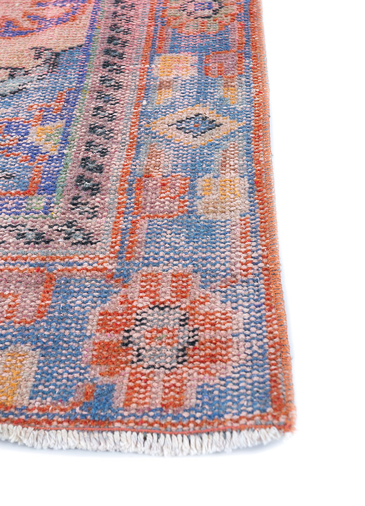 vintage red and orange wool hand knotted Rug - Corner