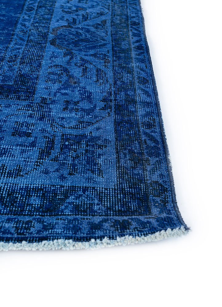 lacuna blue wool hand knotted Rug - Corner