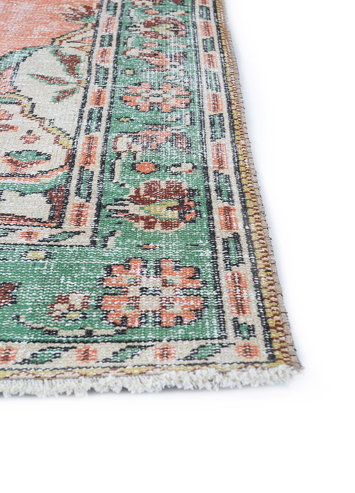 vintage red and orange wool hand knotted Rug - Corner