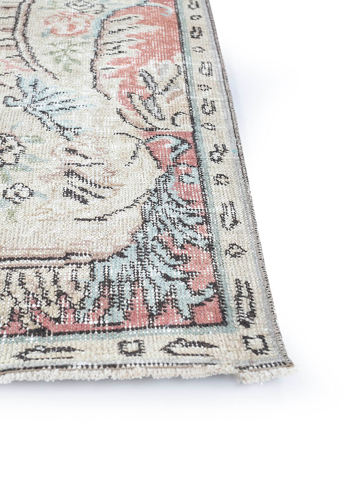 vintage red and orange wool hand knotted Rug - Corner
