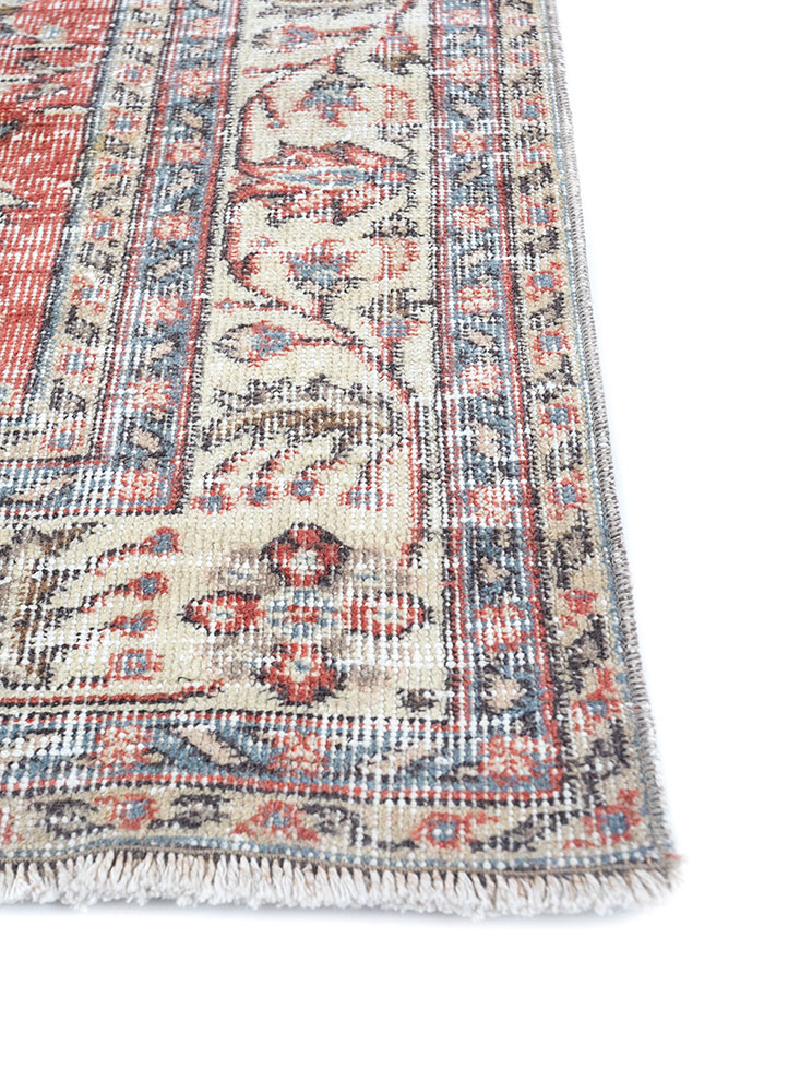vintage red and orange wool hand knotted Rug - Corner