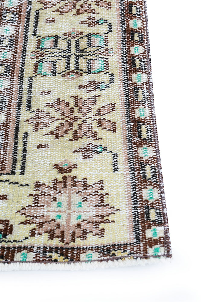 vintage blue wool hand knotted Rug - Corner