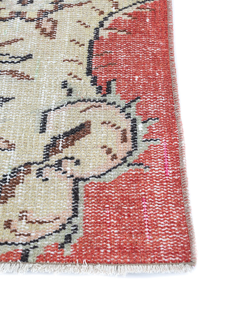 vintage red and orange wool hand knotted Rug - Corner