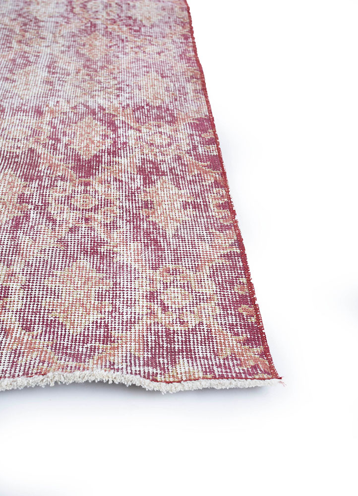 vintage red and orange wool hand knotted Rug - Corner
