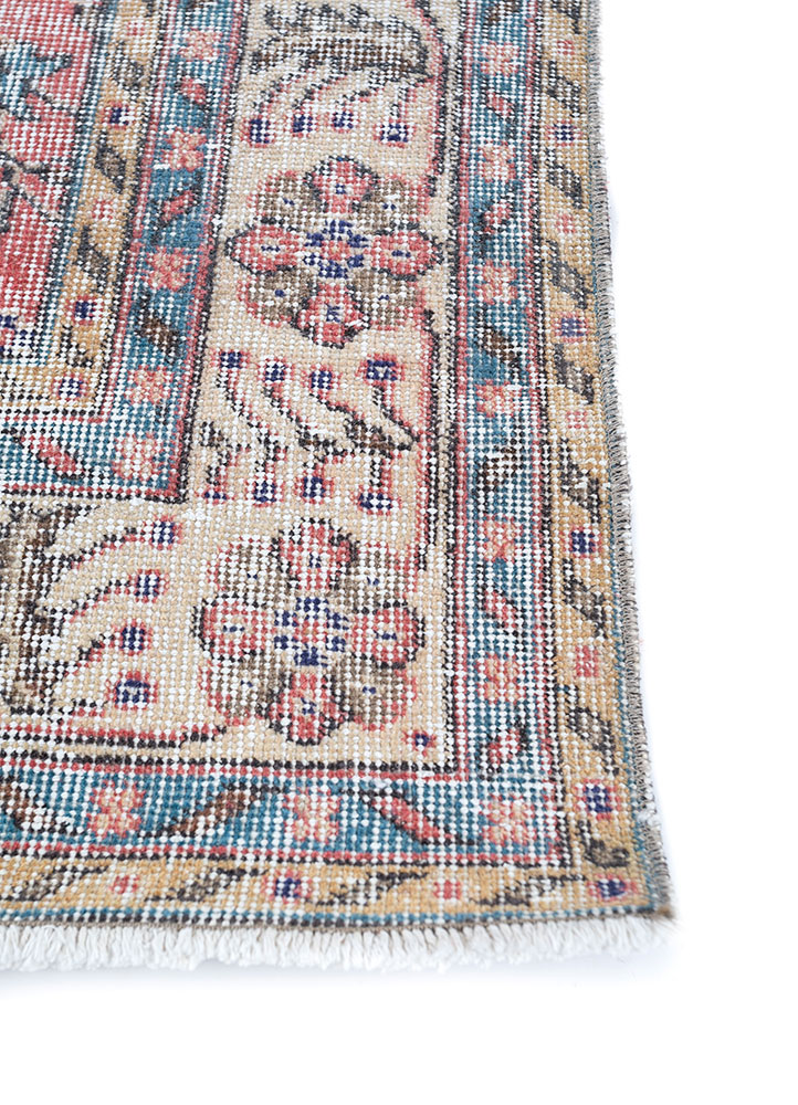 vintage red and orange wool hand knotted Rug - Corner