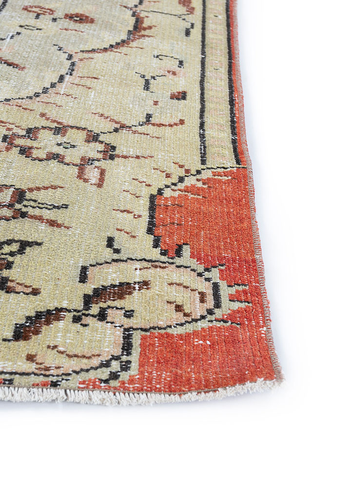vintage red and orange wool hand knotted Rug - Corner
