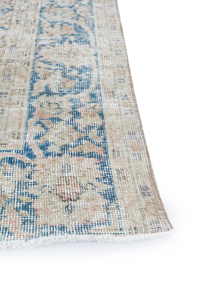 vintage blue wool hand knotted Rug - Corner