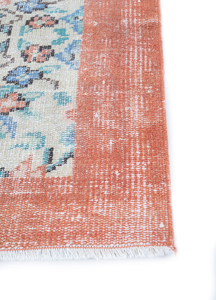 vintage blue wool hand knotted Rug - Corner